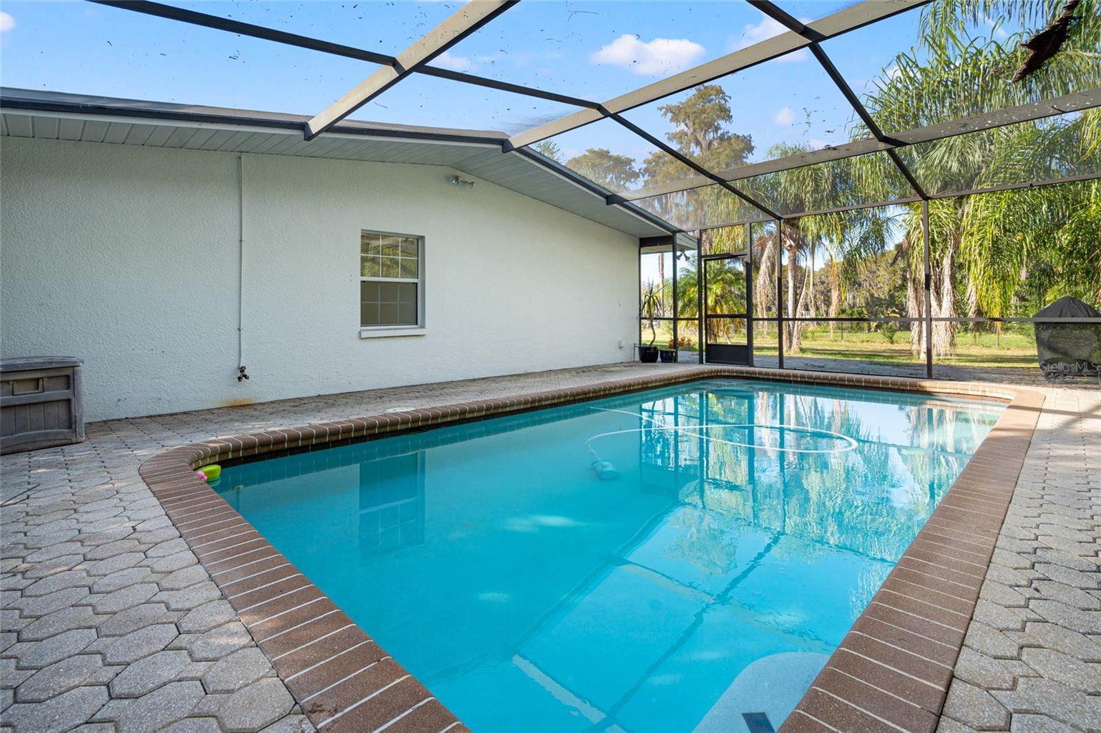 IVELMAR ESTATES - Residential