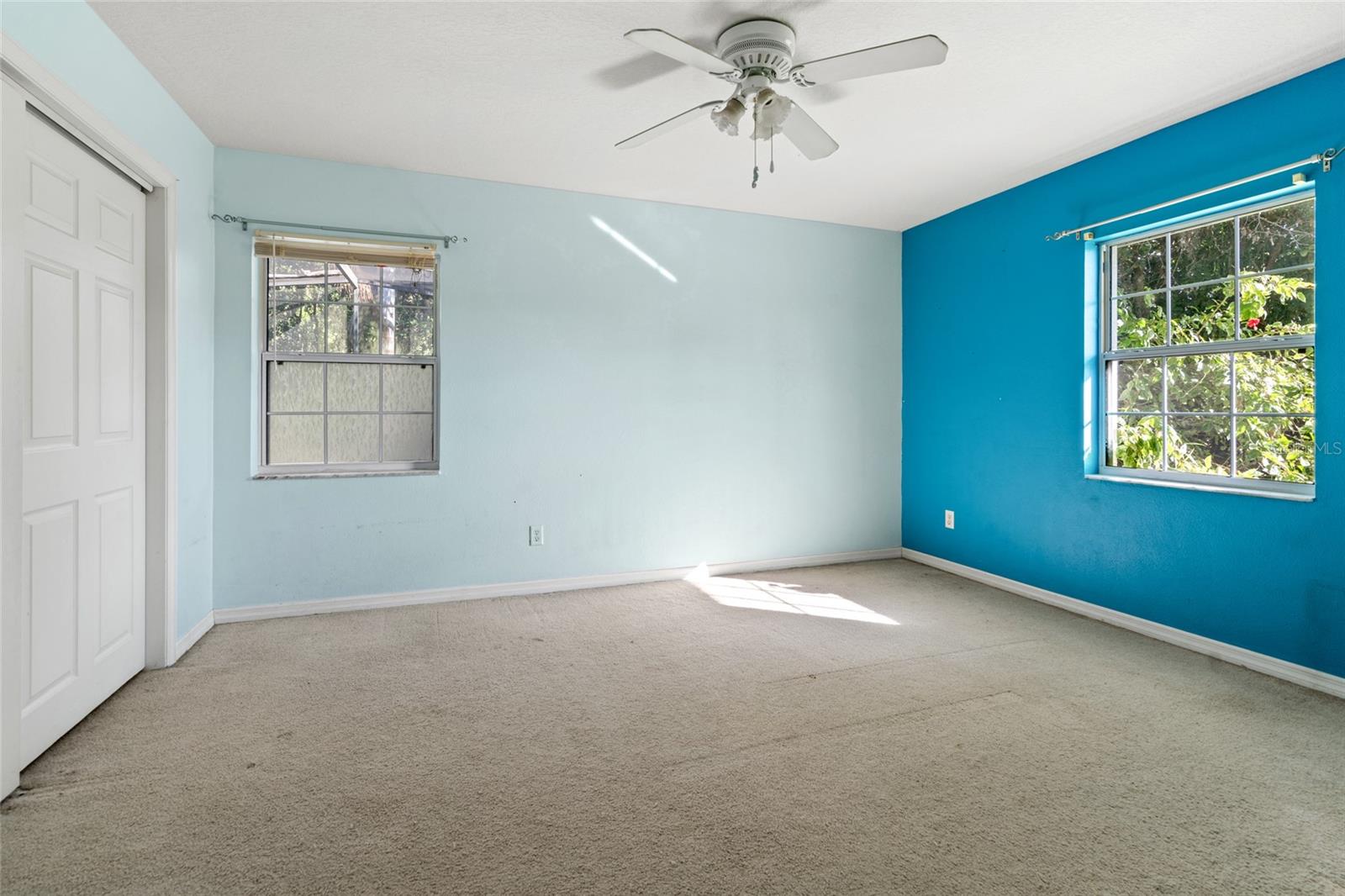 IVELMAR ESTATES - Residential