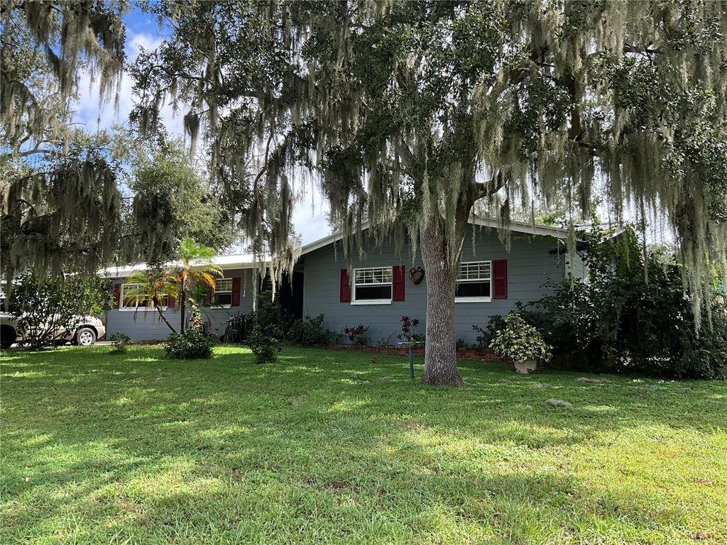 Photo of 2230 W Helen Circle, Bartow, FL 33830 (MLS # G5104706)