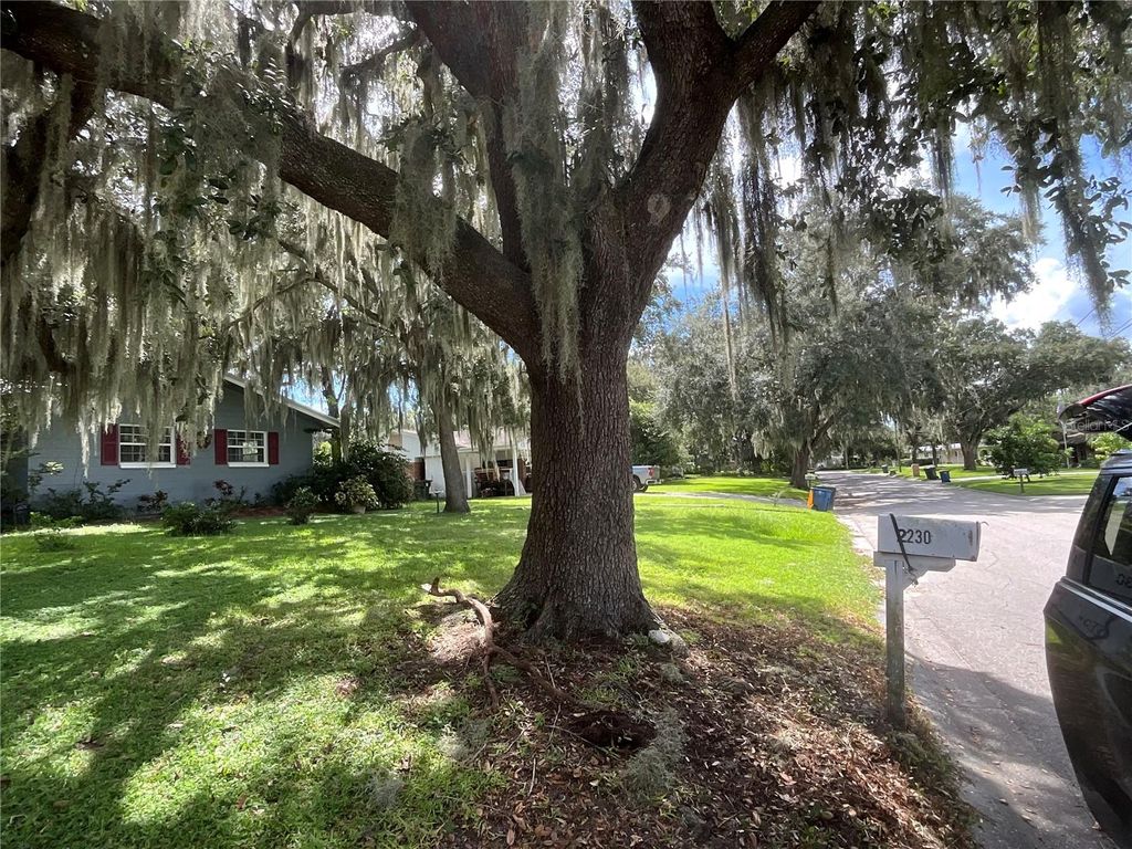 Photo of 2230 W Helen Circle, Bartow, FL 33830 (MLS # G5104706)