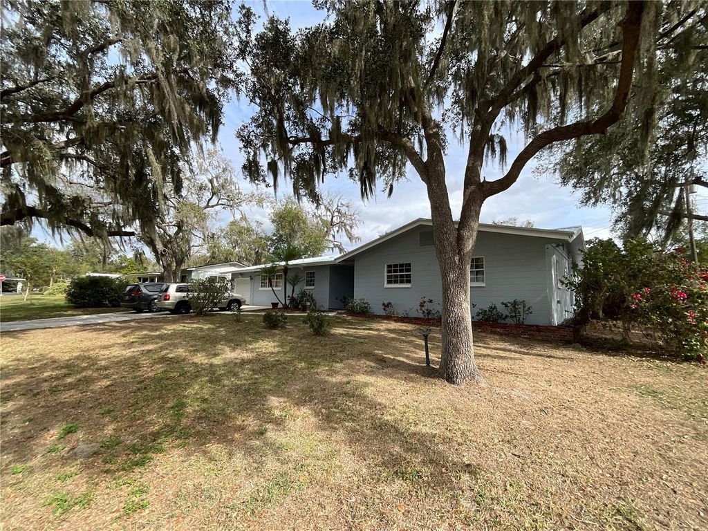Photo of 2230 W Helen Circle, Bartow, FL 33830 (MLS # G5104706)