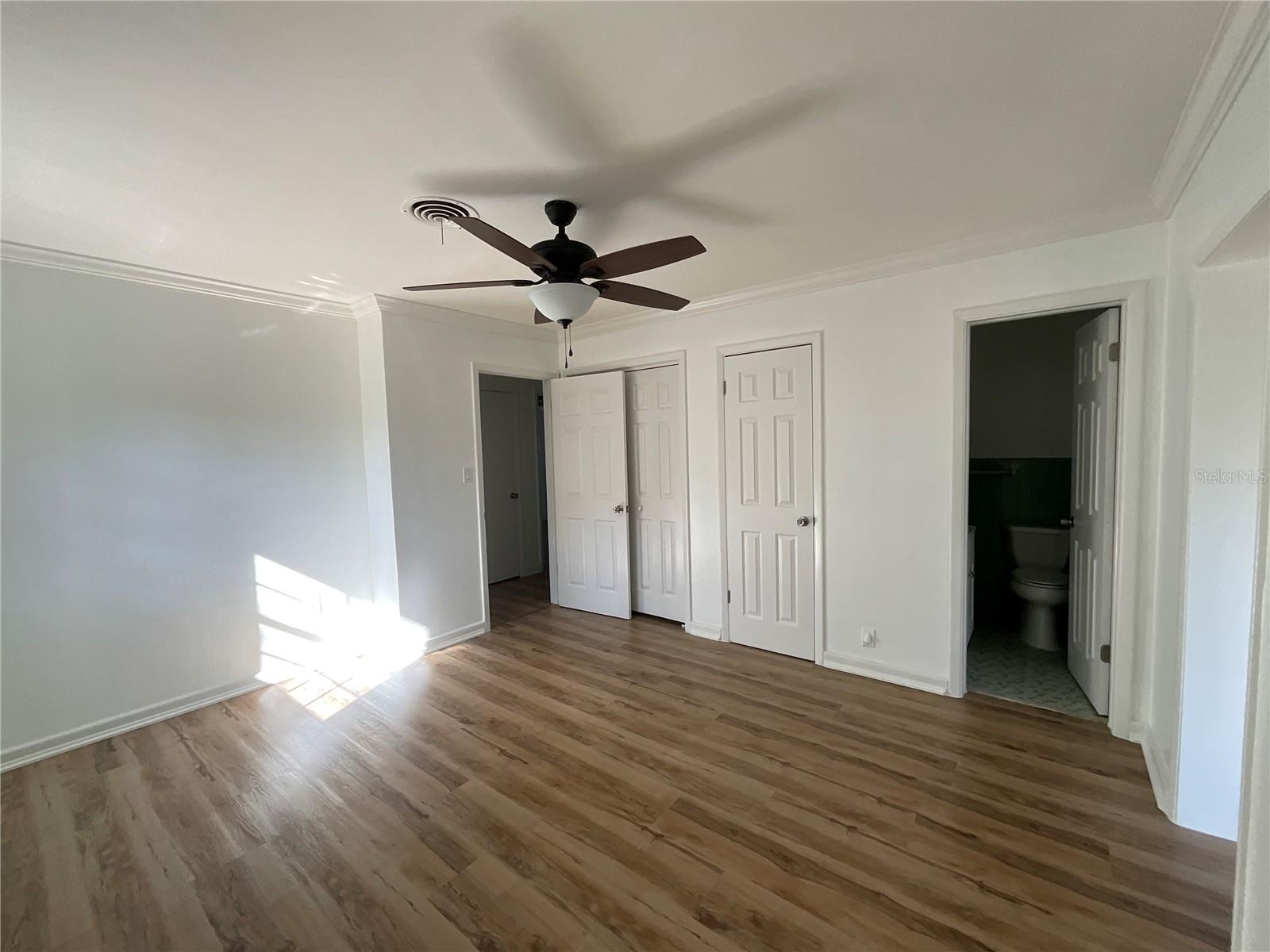 LA HACIENDA - Residential