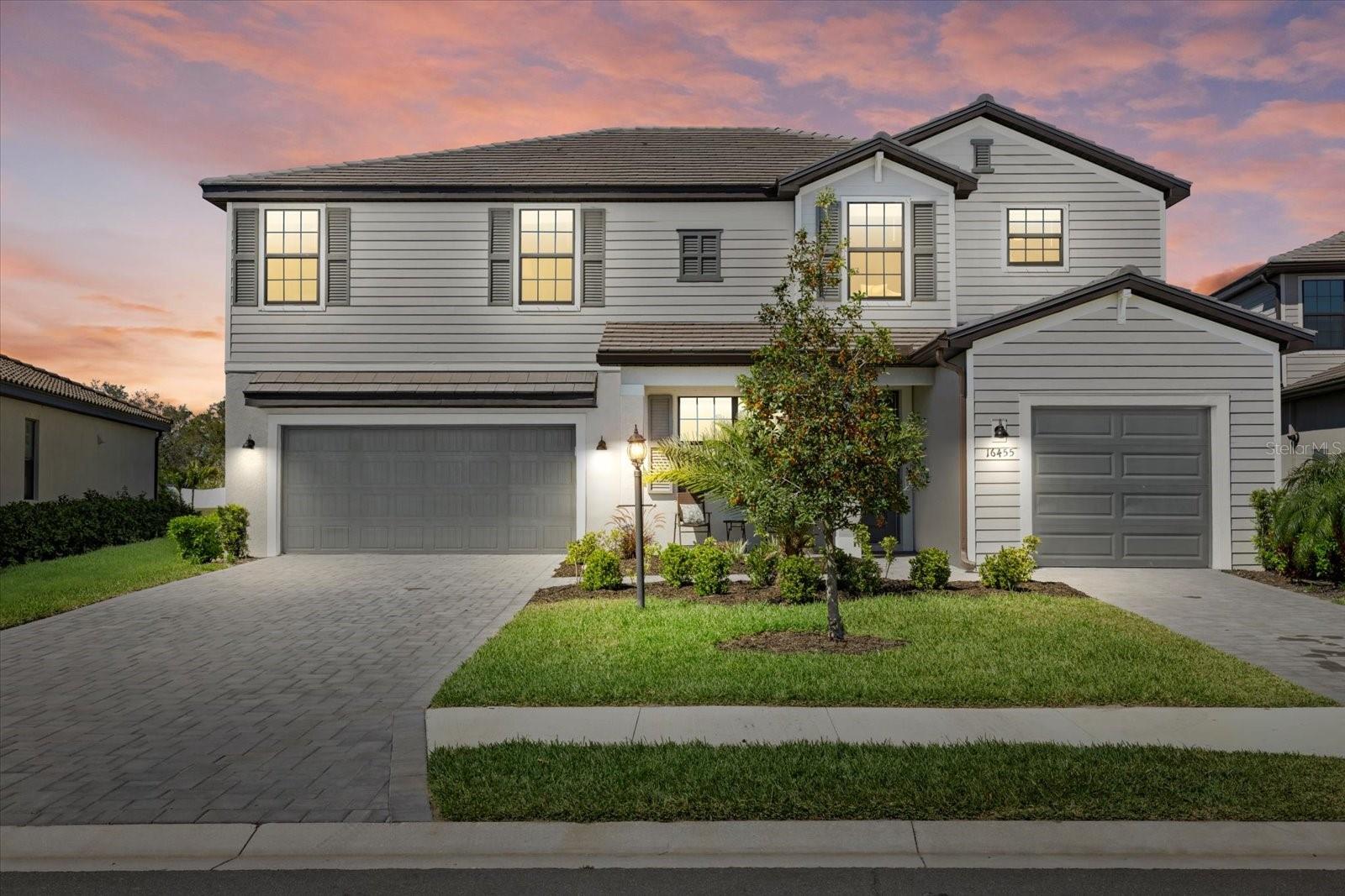 LORRAINE LAKES PH I - Residential