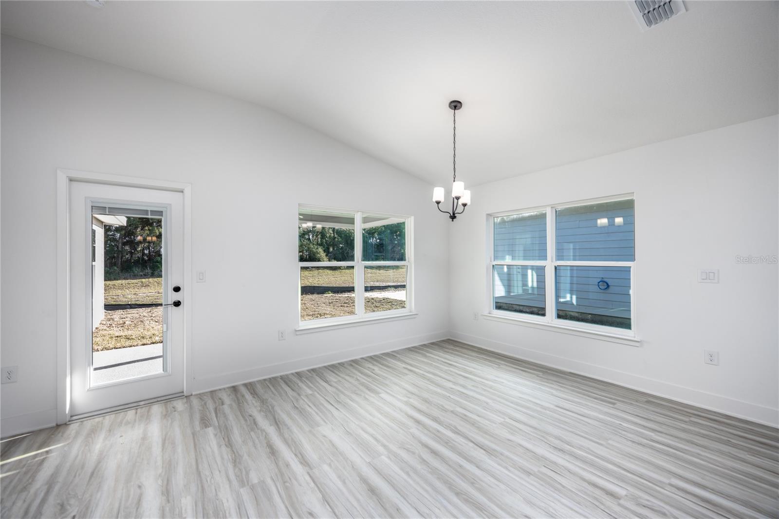 BRIARWOOD - Residential