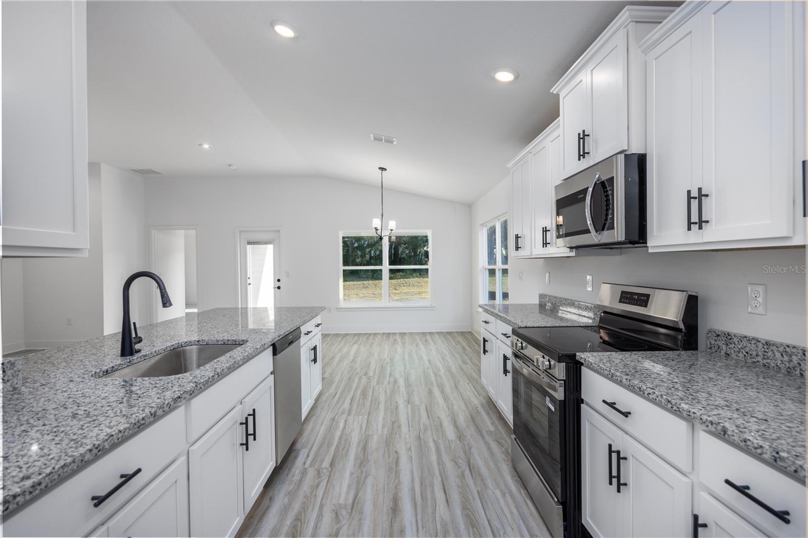 BRIARWOOD - Residential