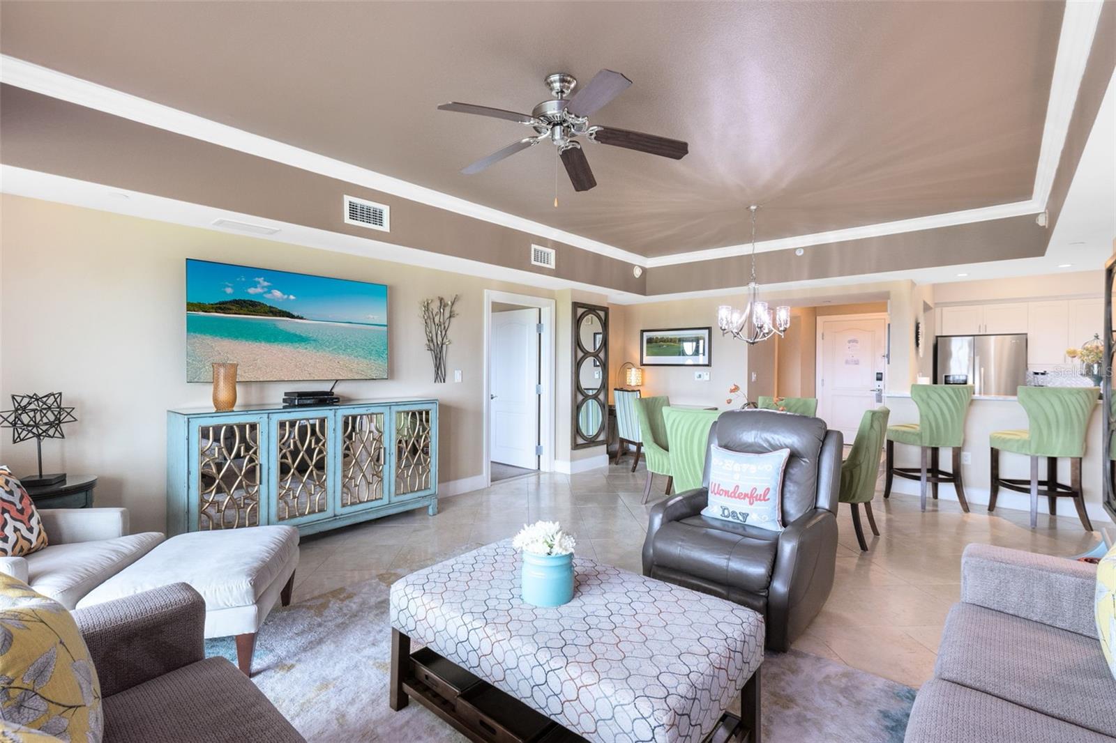 REUNION GRANDE CONDO - Residential