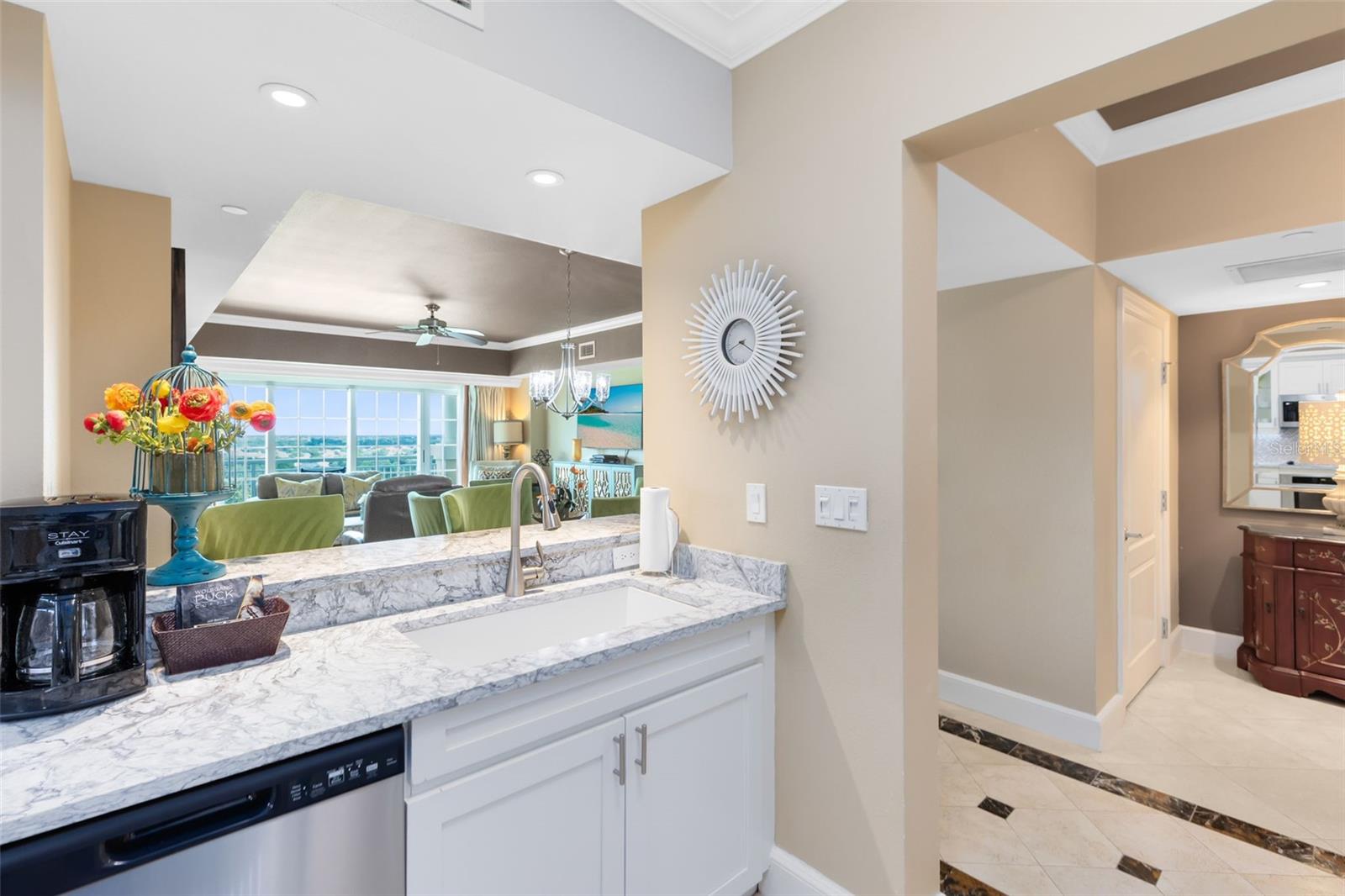 REUNION GRANDE CONDO - Residential