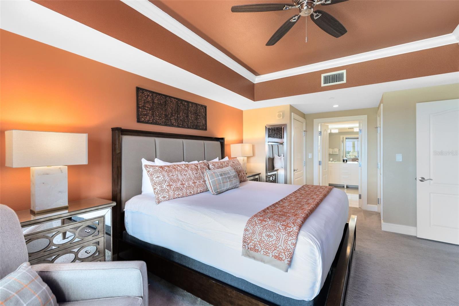 REUNION GRANDE CONDO - Residential