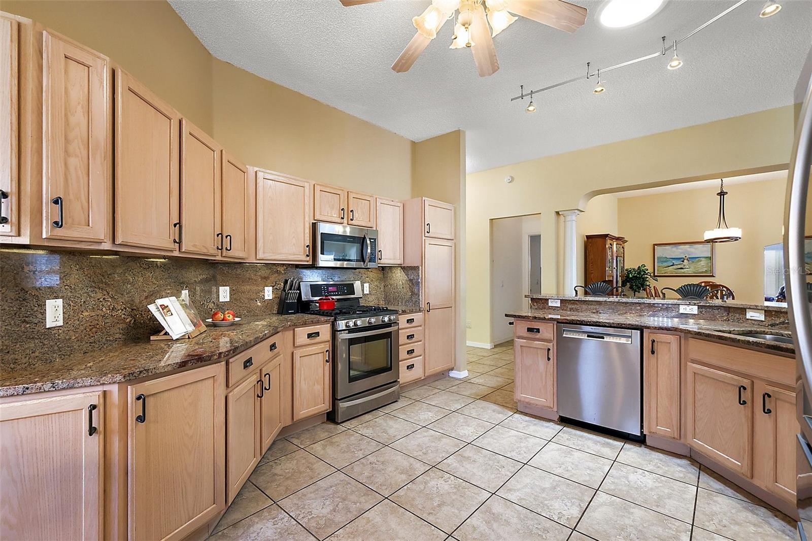 2096 CALLAWAY DRIVE