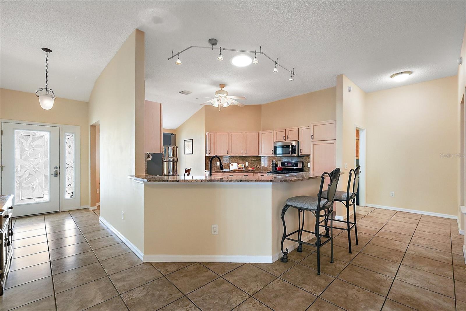 2096 CALLAWAY DRIVE
