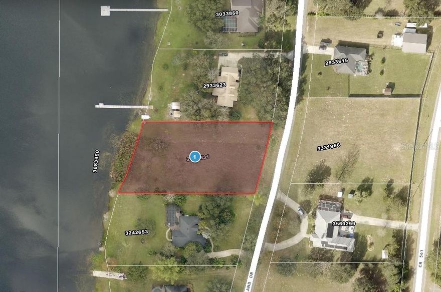 Great lot on Lake Kirkland, ready to build.  Owner claims a well is already dug