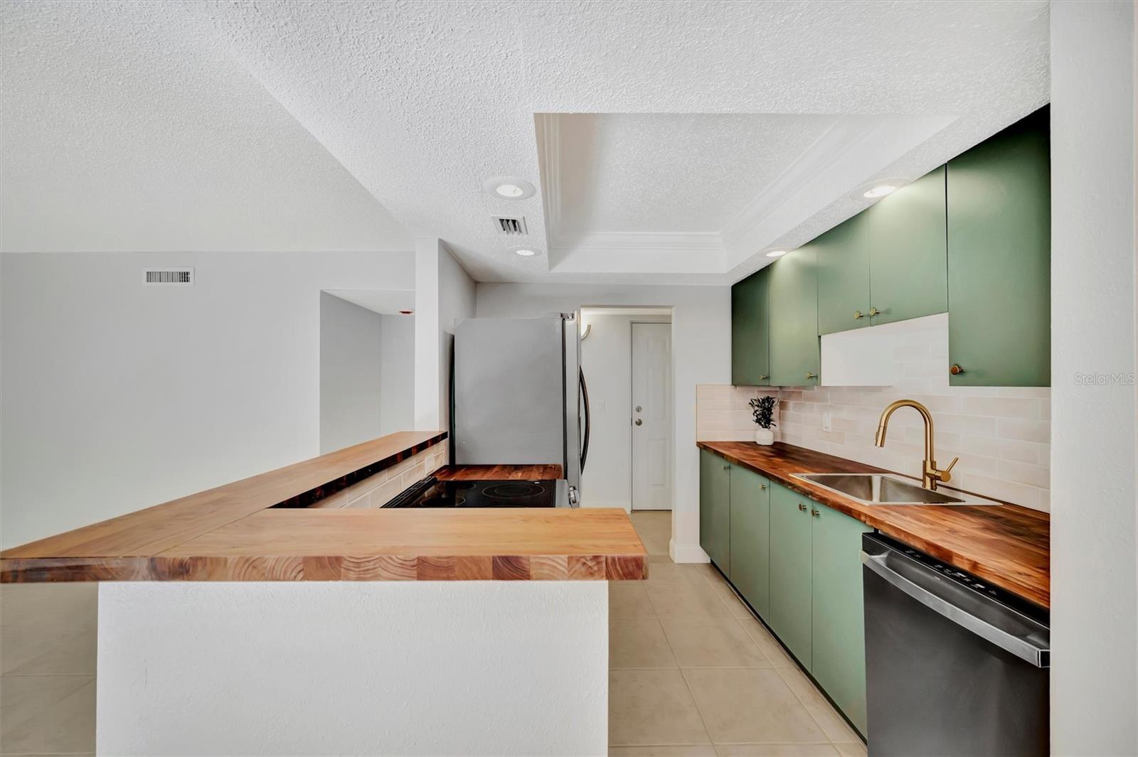 PEPPERTREE VILLAGE CONDO - Residential