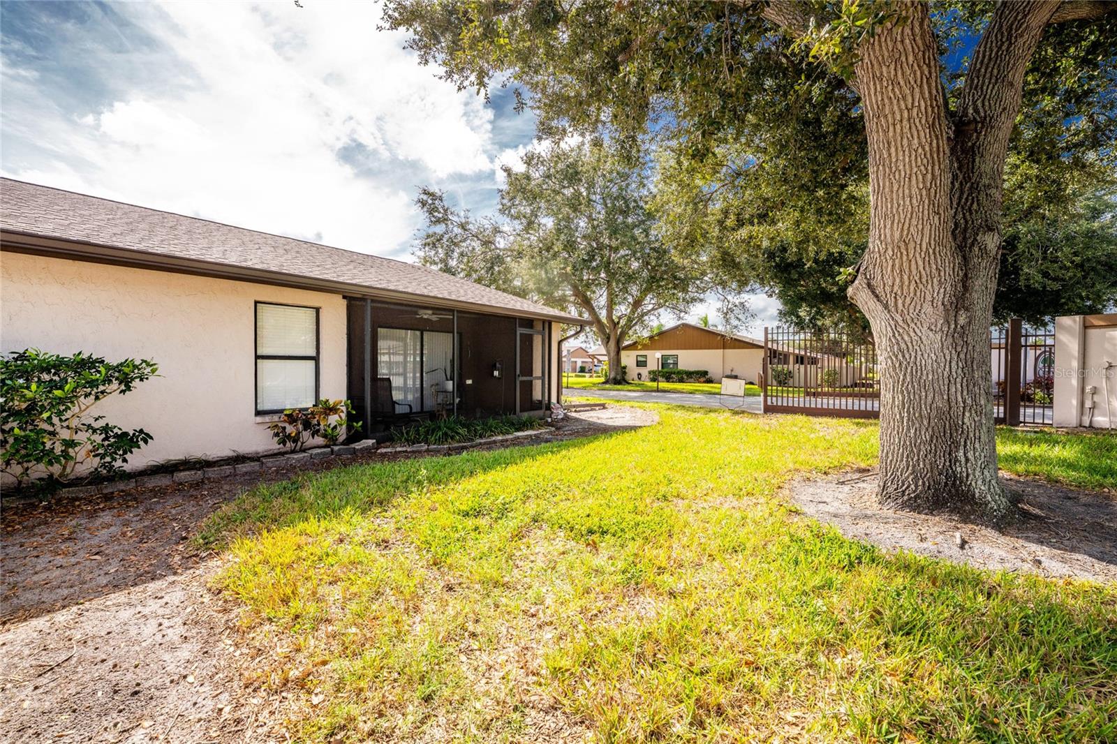 CURRY COVE - Residential