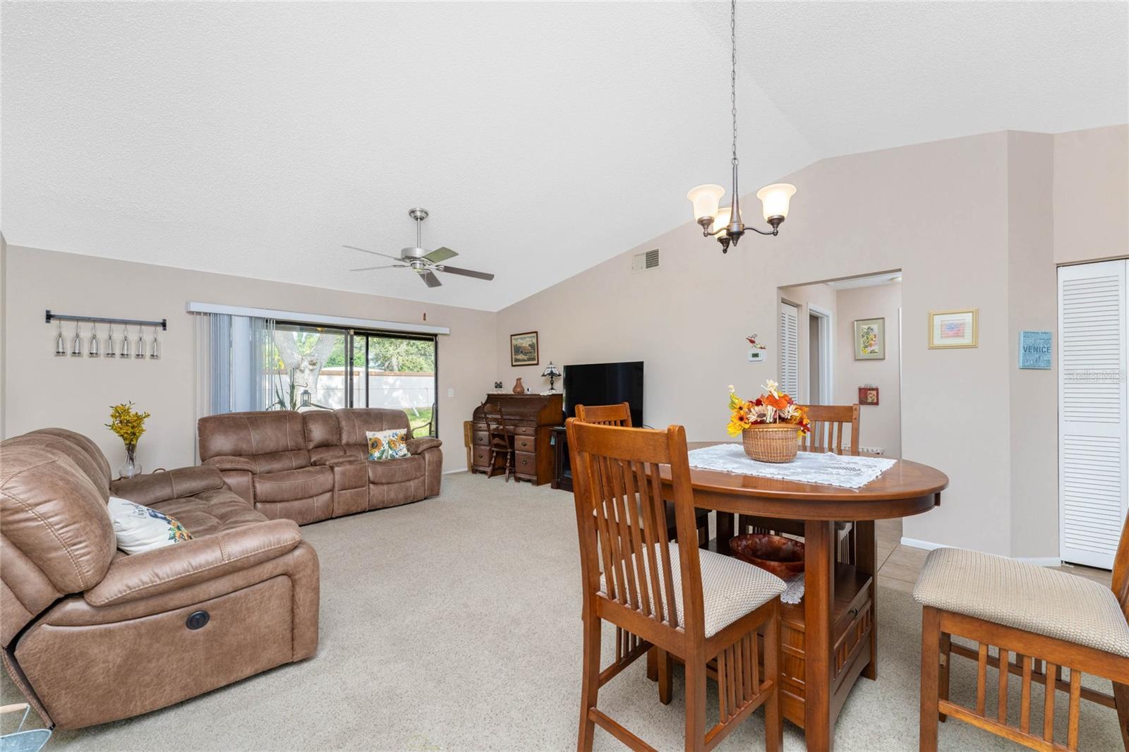 CURRY COVE - Residential