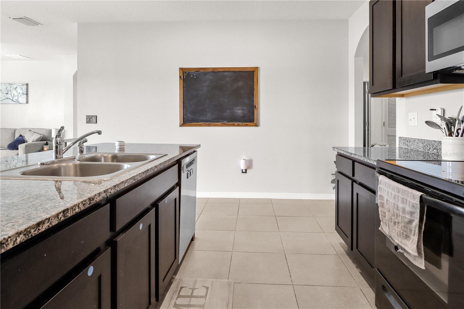 CARRIAGE POINTE SOUTH PH 2B - Residential