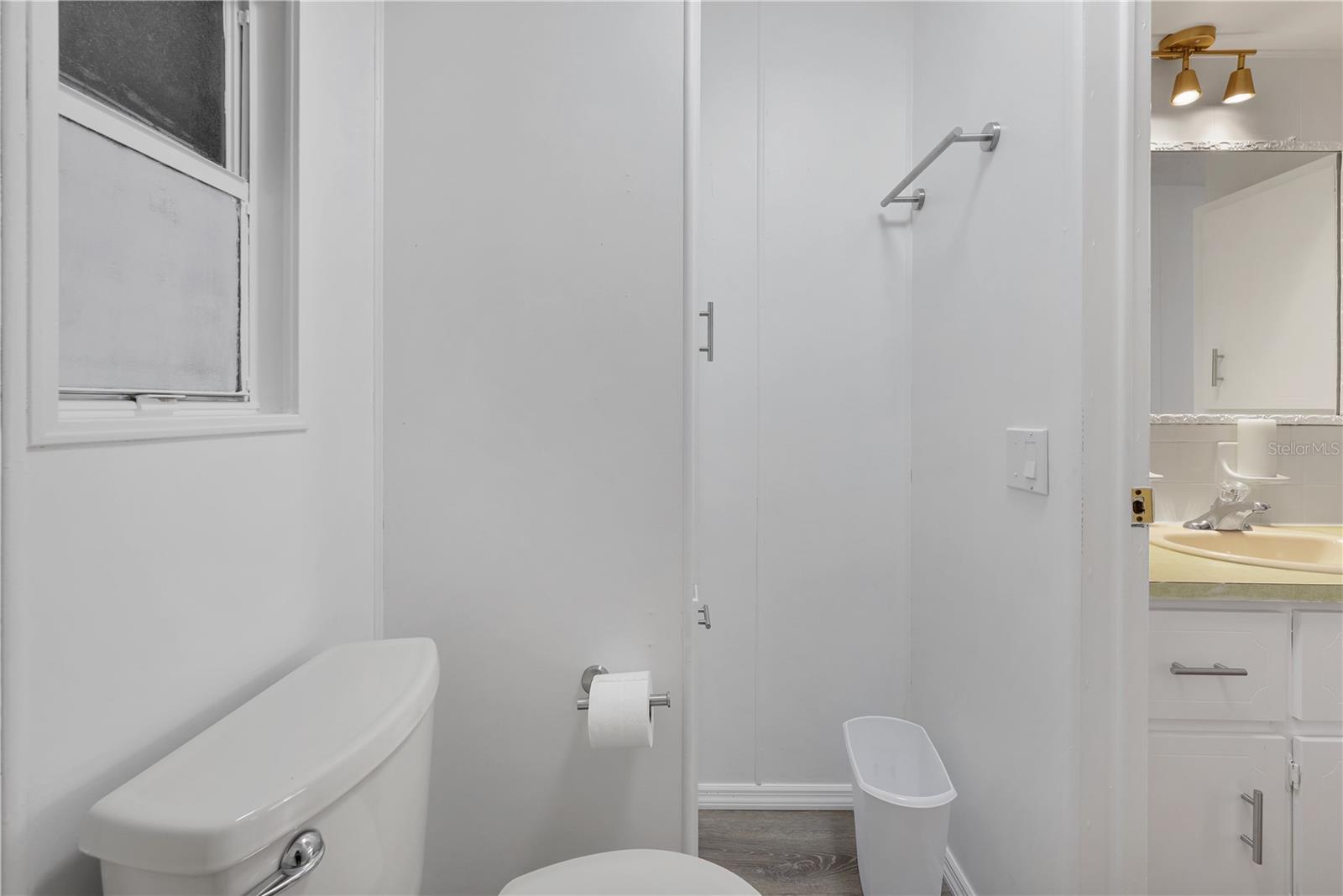 MAPLE LEAF ESTATES - Residential