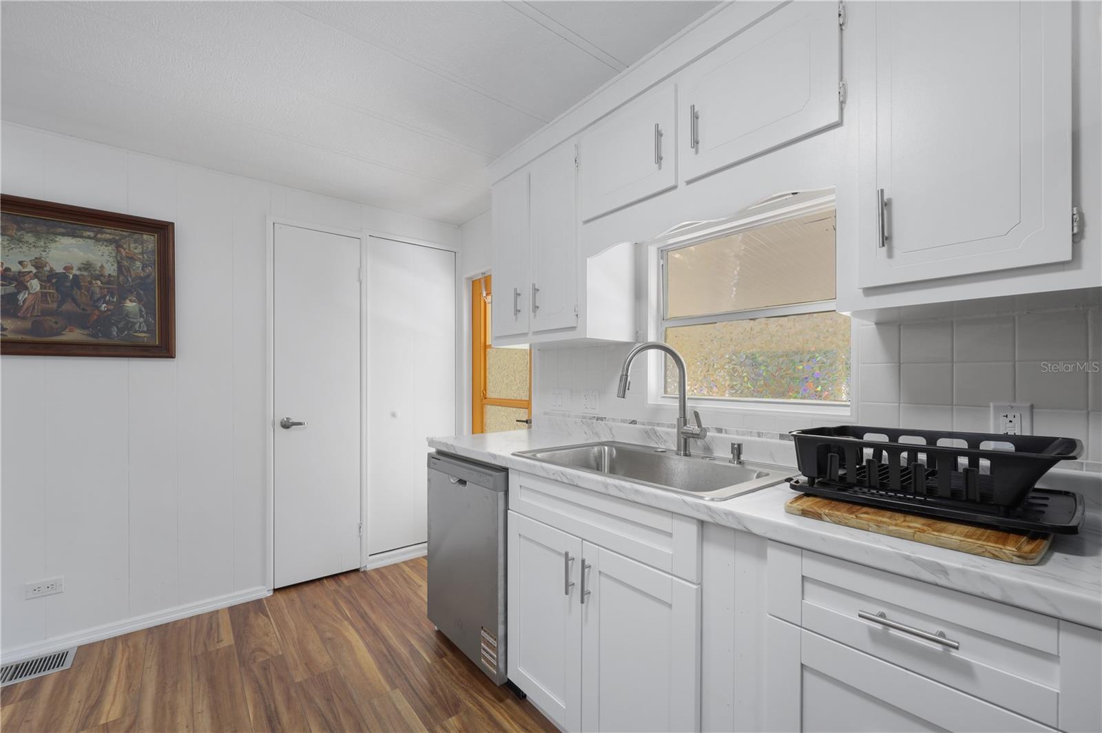 MAPLE LEAF ESTATES - Residential