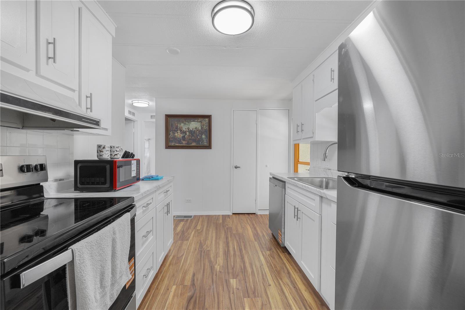 MAPLE LEAF ESTATES - Residential