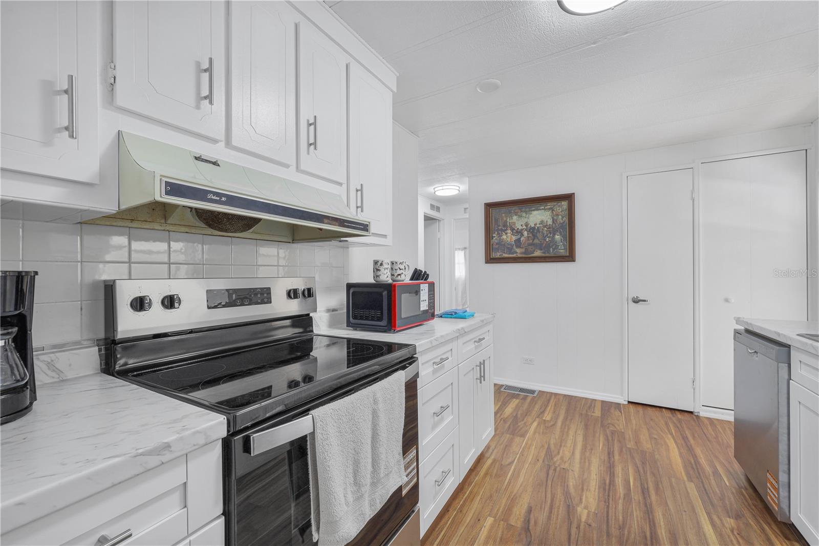 MAPLE LEAF ESTATES - Residential