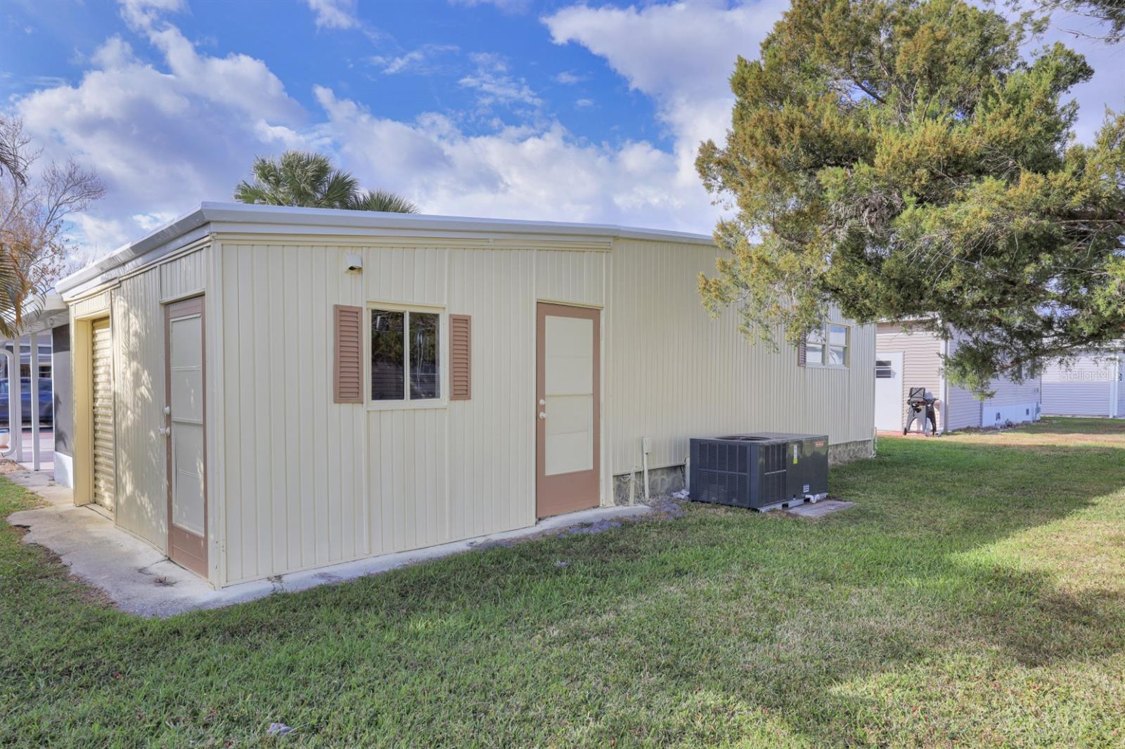 MAPLE LEAF ESTATES - Residential