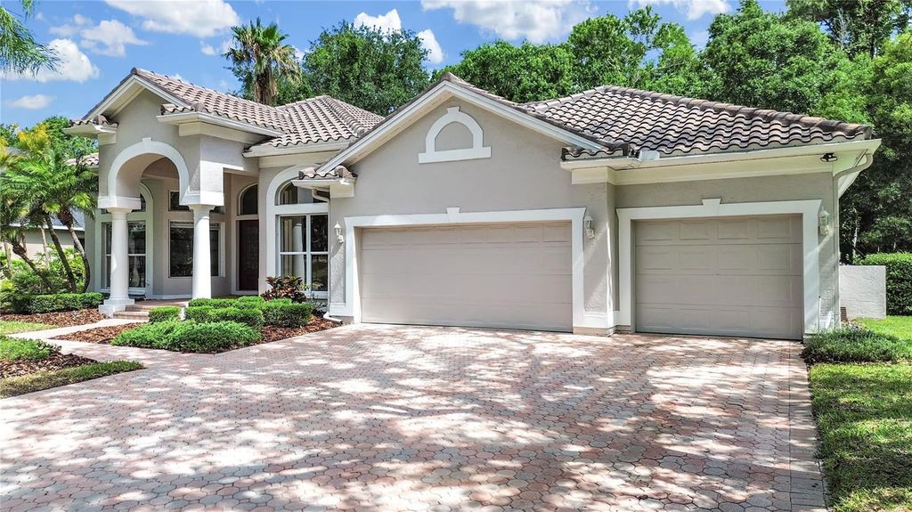 Photo of 10106 Radcliffe Drive, Tampa, FL 33626 (MLS # TB8334103)