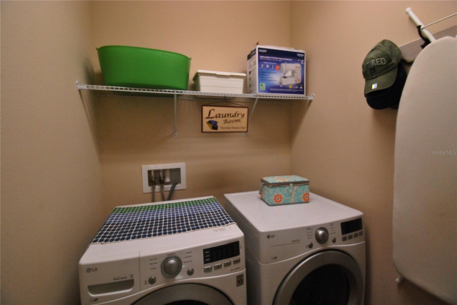 AUTUMN OAKS - Residential