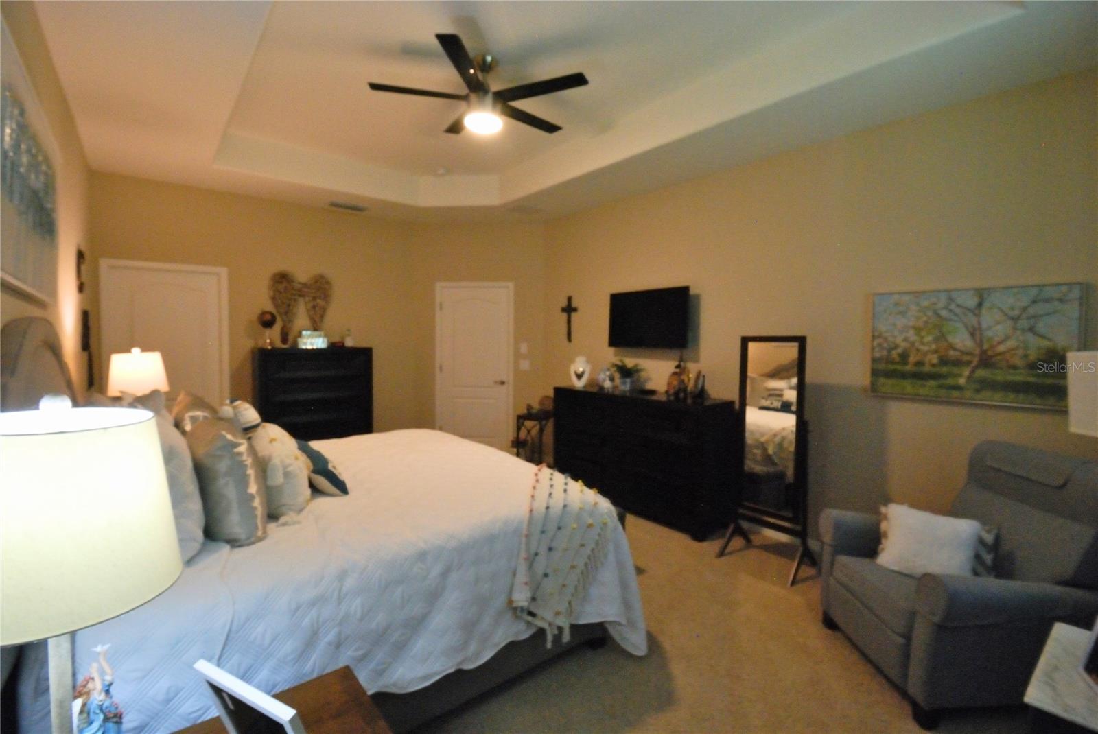 AUTUMN OAKS - Residential