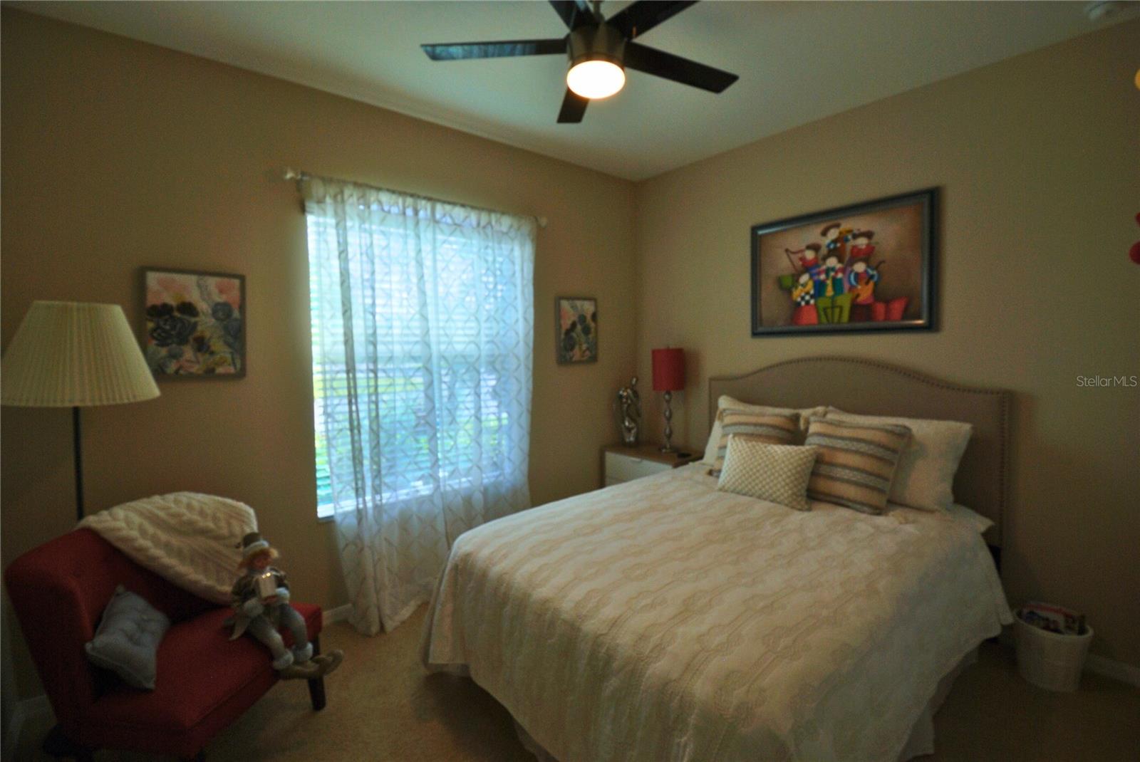 AUTUMN OAKS - Residential