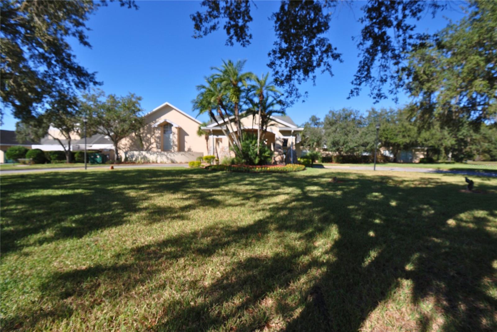 AUTUMN OAKS - Residential