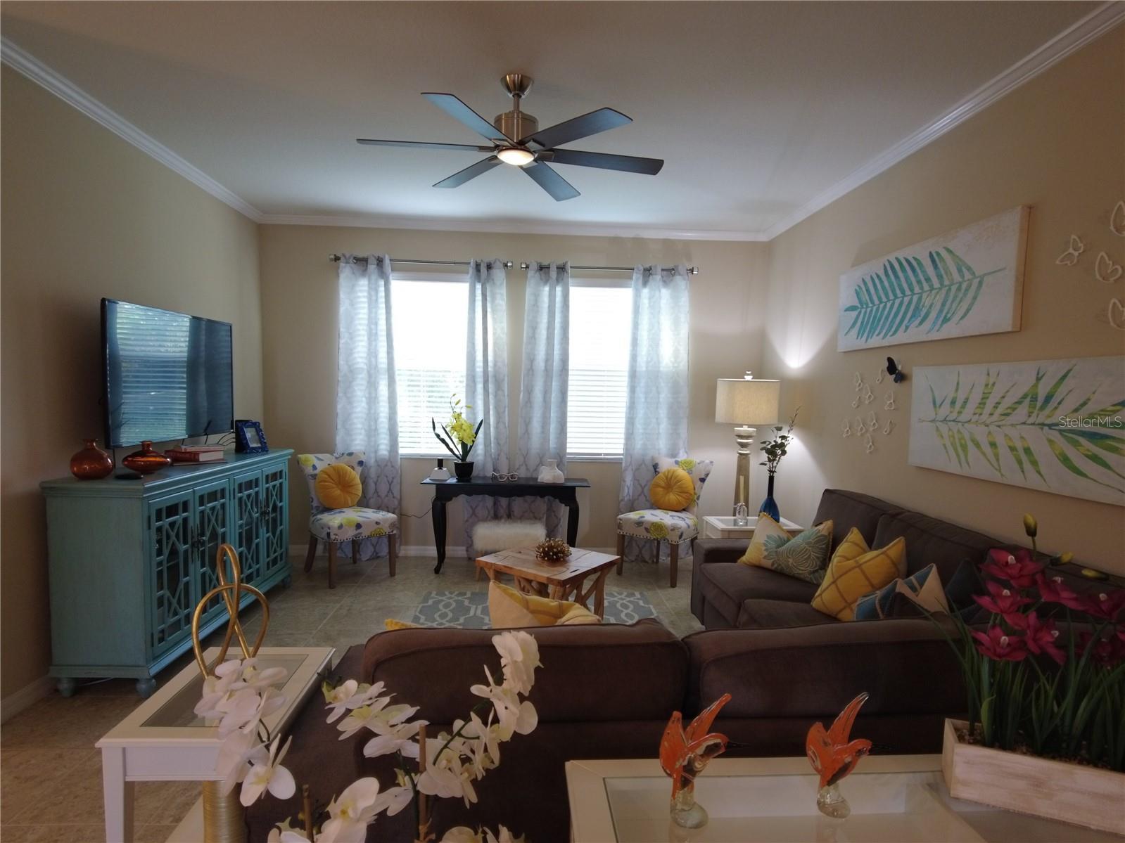 AUTUMN OAKS - Residential