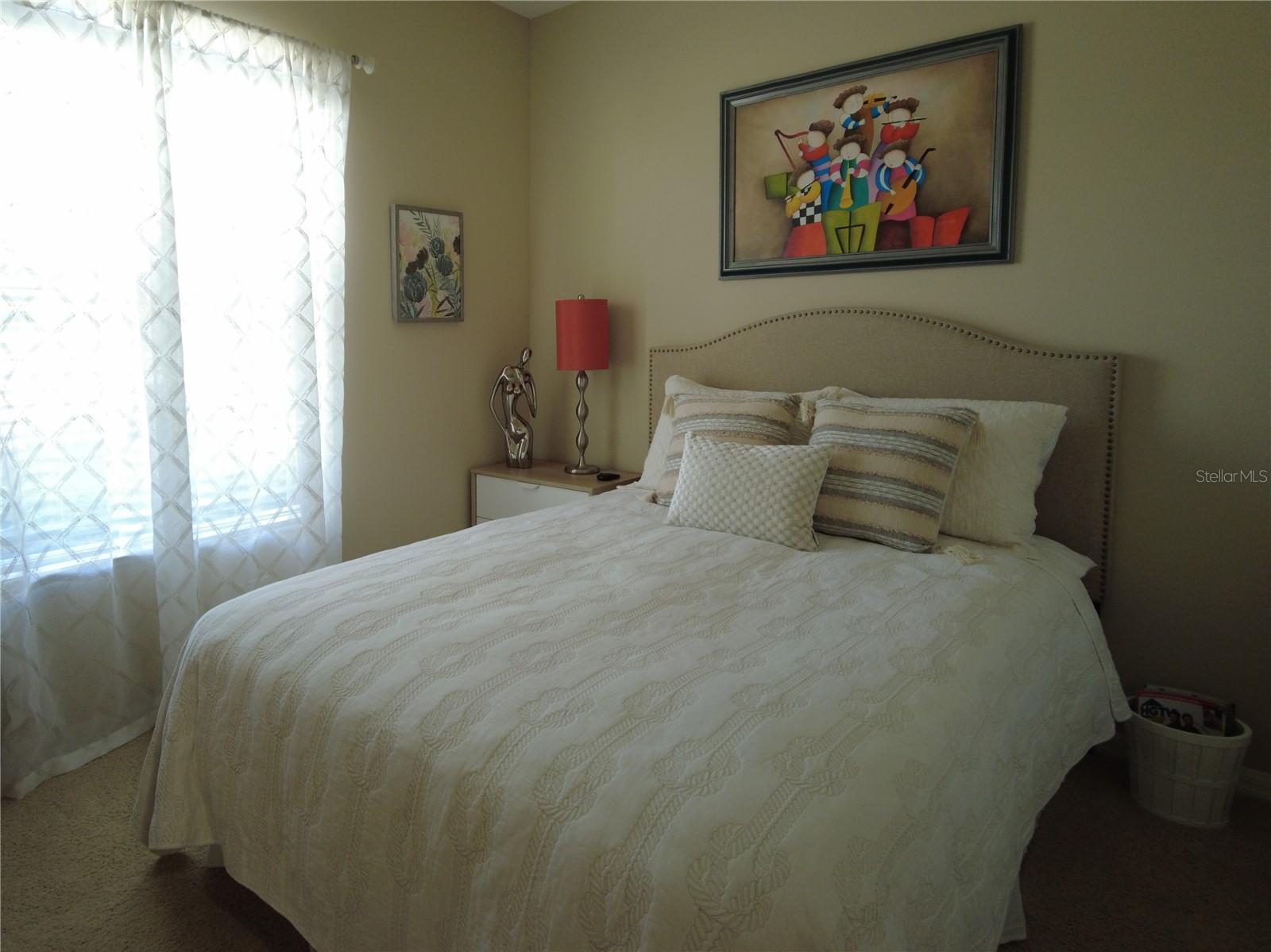 AUTUMN OAKS - Residential