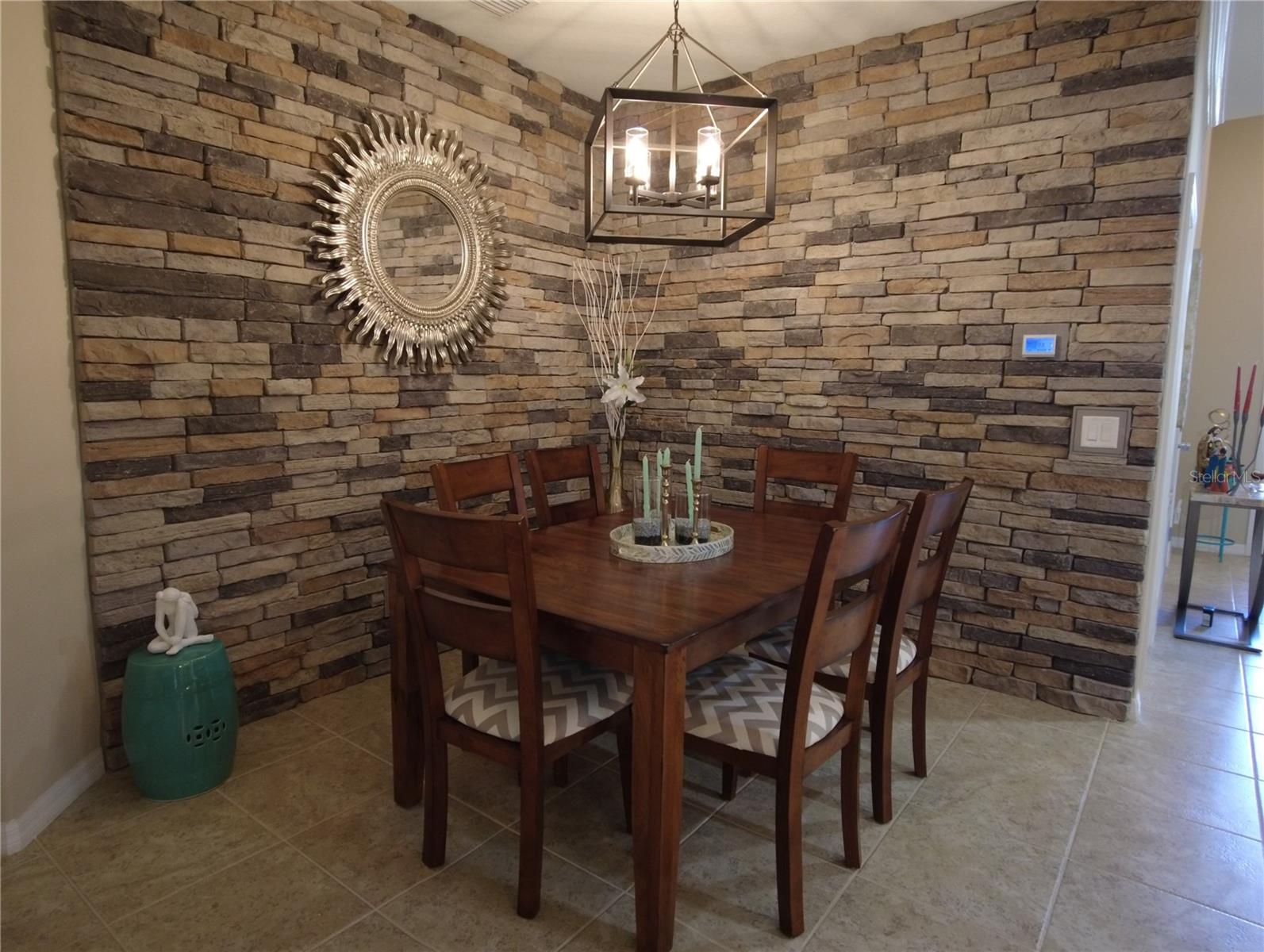 AUTUMN OAKS - Residential