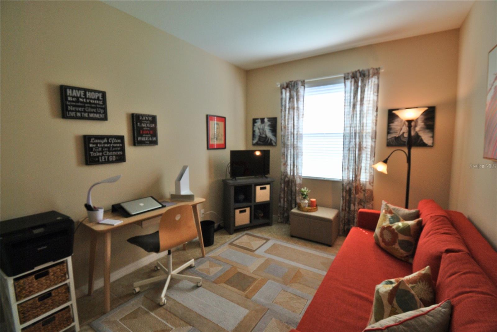 AUTUMN OAKS - Residential