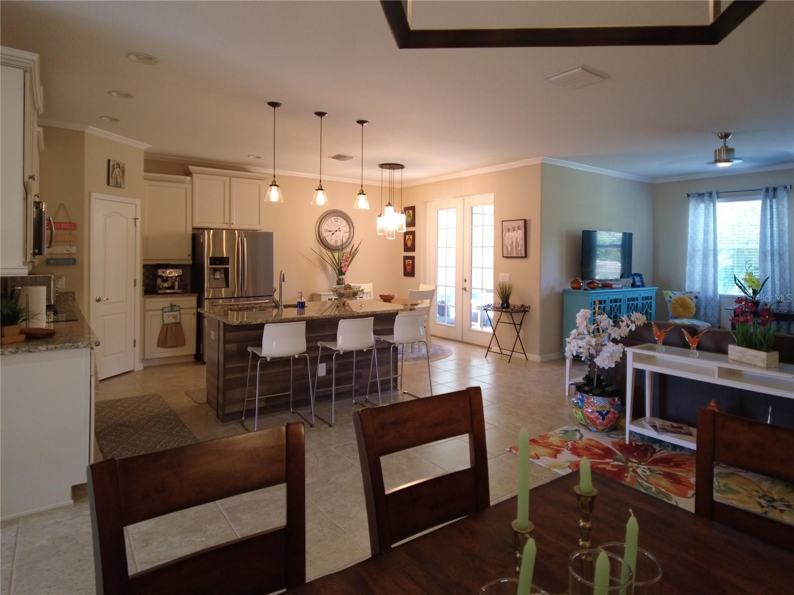 AUTUMN OAKS - Residential