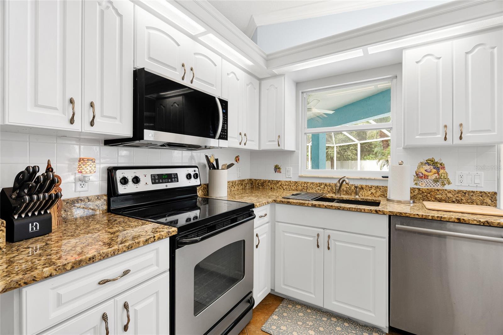 1730 NELDA LANE, SARASOTA, FL, 34232 3 1730 NELDA LANE