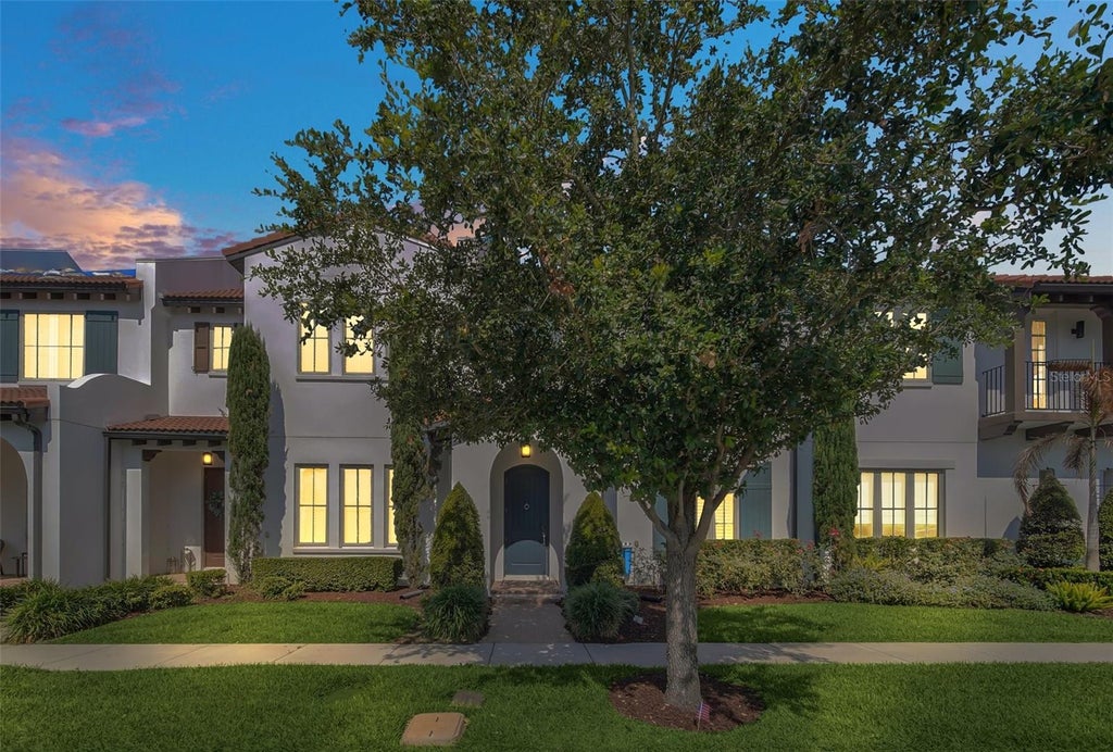 Photo of 8878 Bismarck Palm Drive, Winter Garden, FL 34787 (MLS # O6438666)