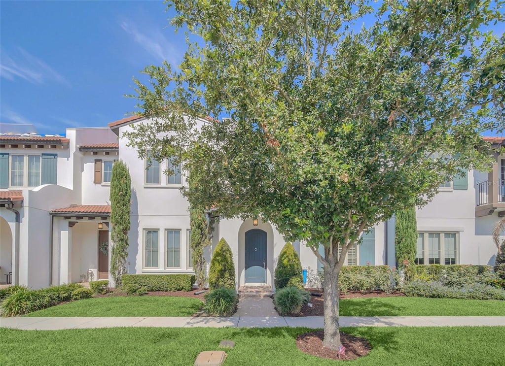 Photo of 8878 Bismarck Palm Drive, Winter Garden, FL 34787 (MLS # O6438666)