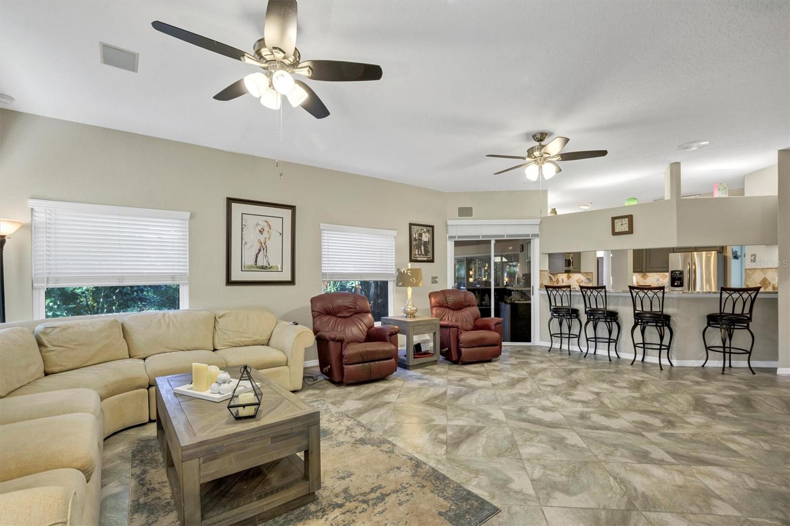 COUNTRY CLUB VILLAGE PH 03 - Residential