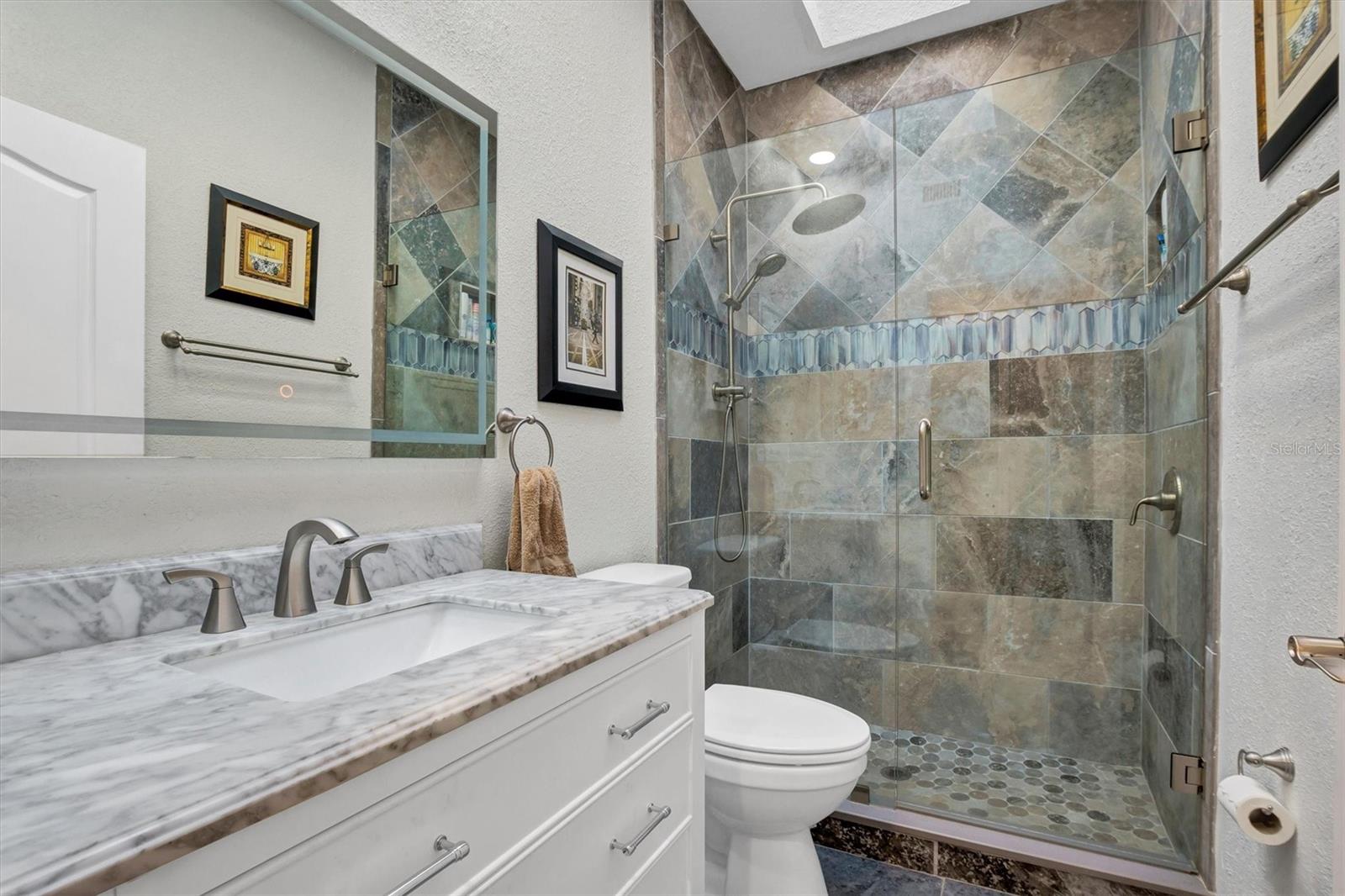 COUNTRY CLUB VILLAGE PH 03 - Residential