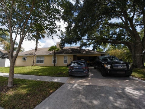 Photo of 17502 Woodthrush Place, Tampa, FL 33647 (MLS # A4699525)