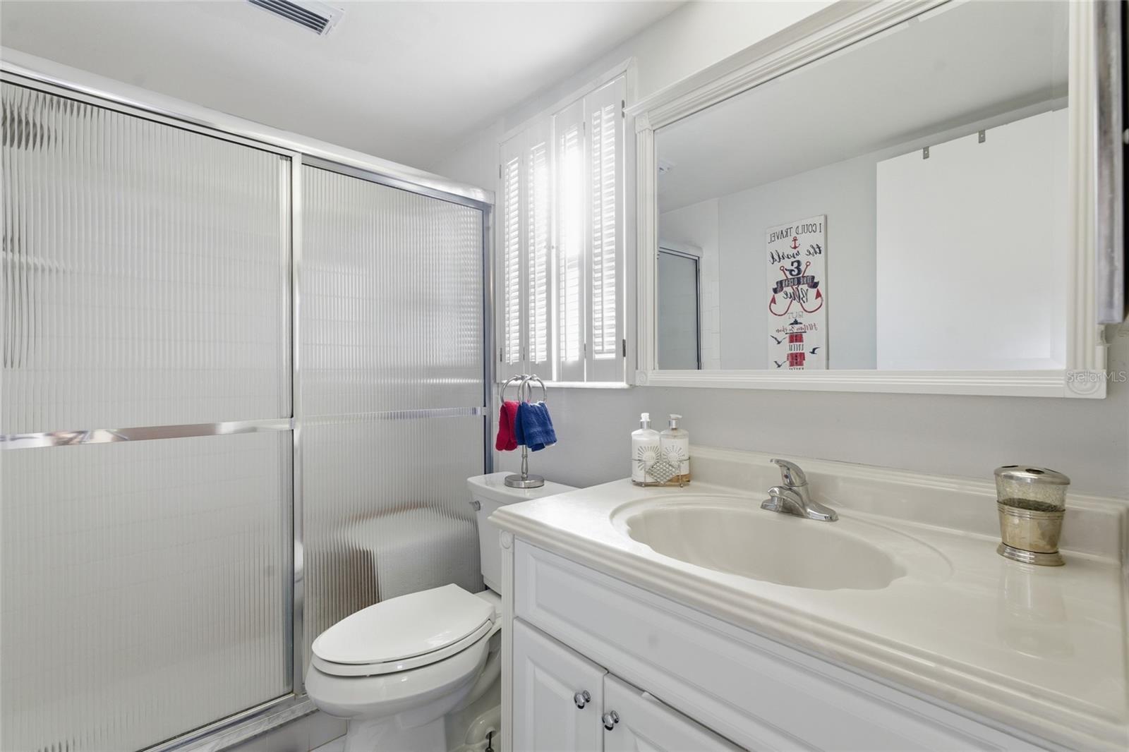 TIDES OF CAPRI WEST CONDO - Residential