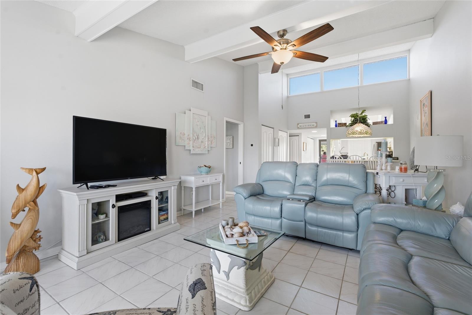 TIDES OF CAPRI WEST CONDO - Residential