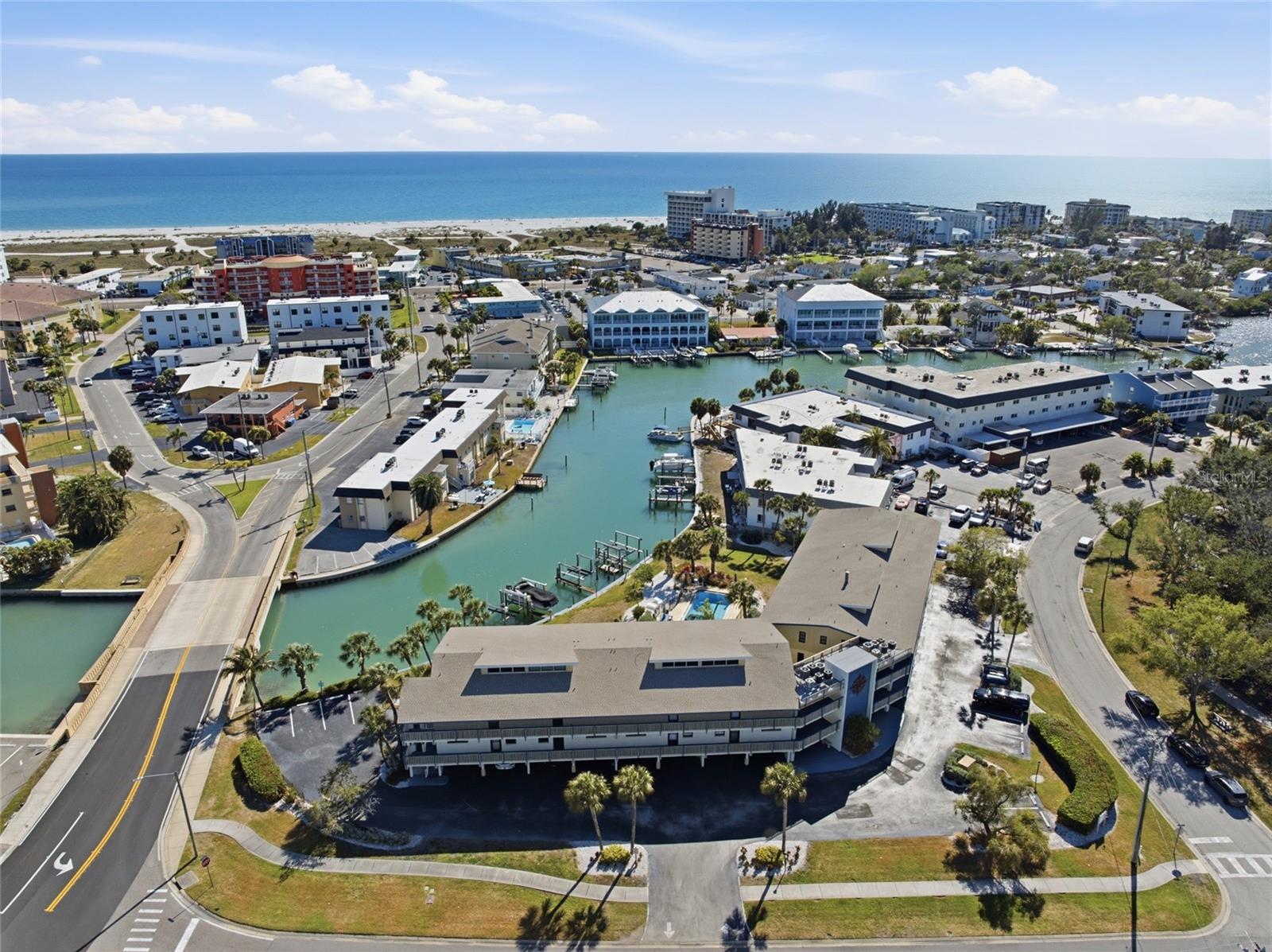 TIDES OF CAPRI WEST CONDO - Residential