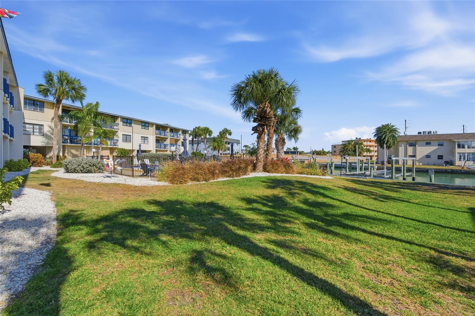 TIDES OF CAPRI WEST CONDO - Residential