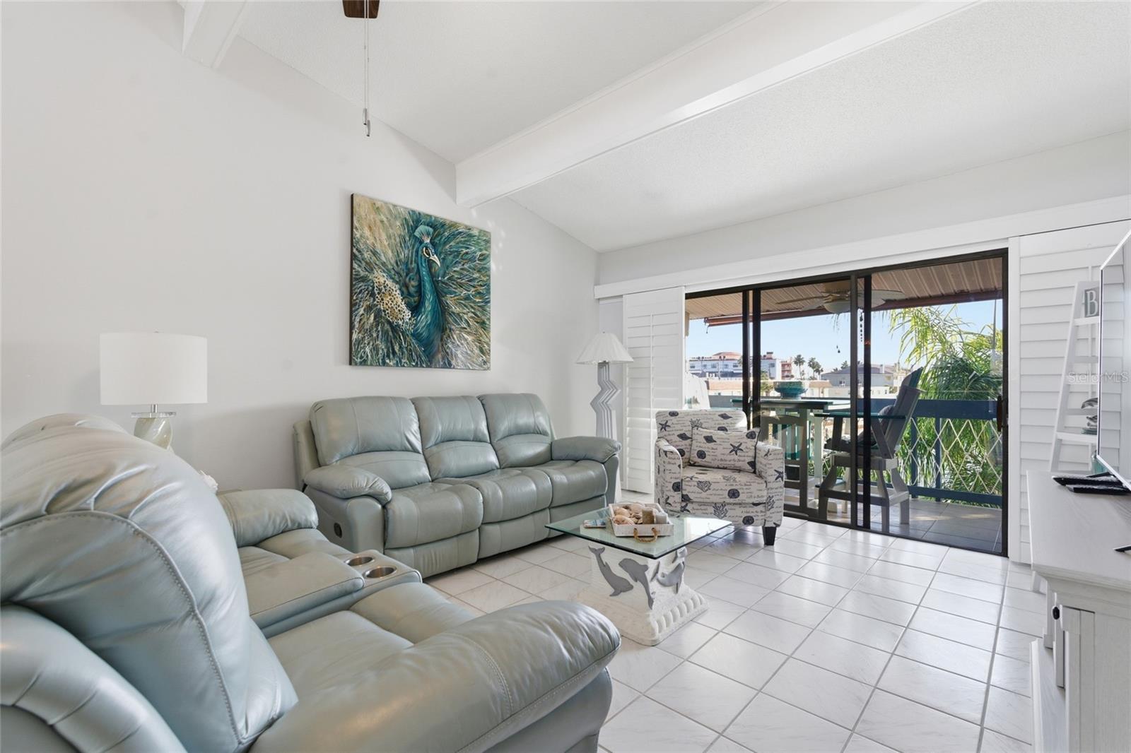 TIDES OF CAPRI WEST CONDO - Residential