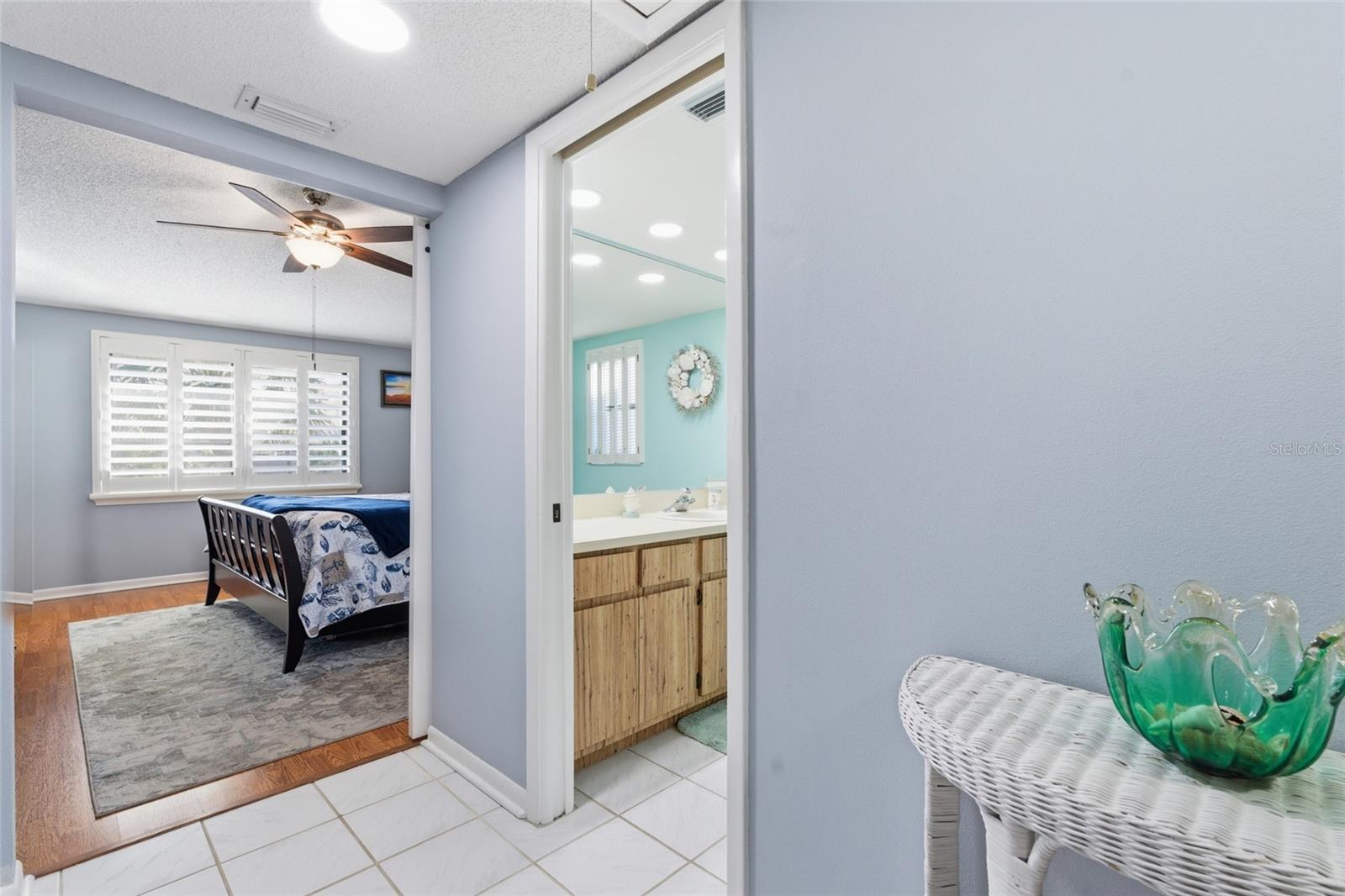 TIDES OF CAPRI WEST CONDO - Residential