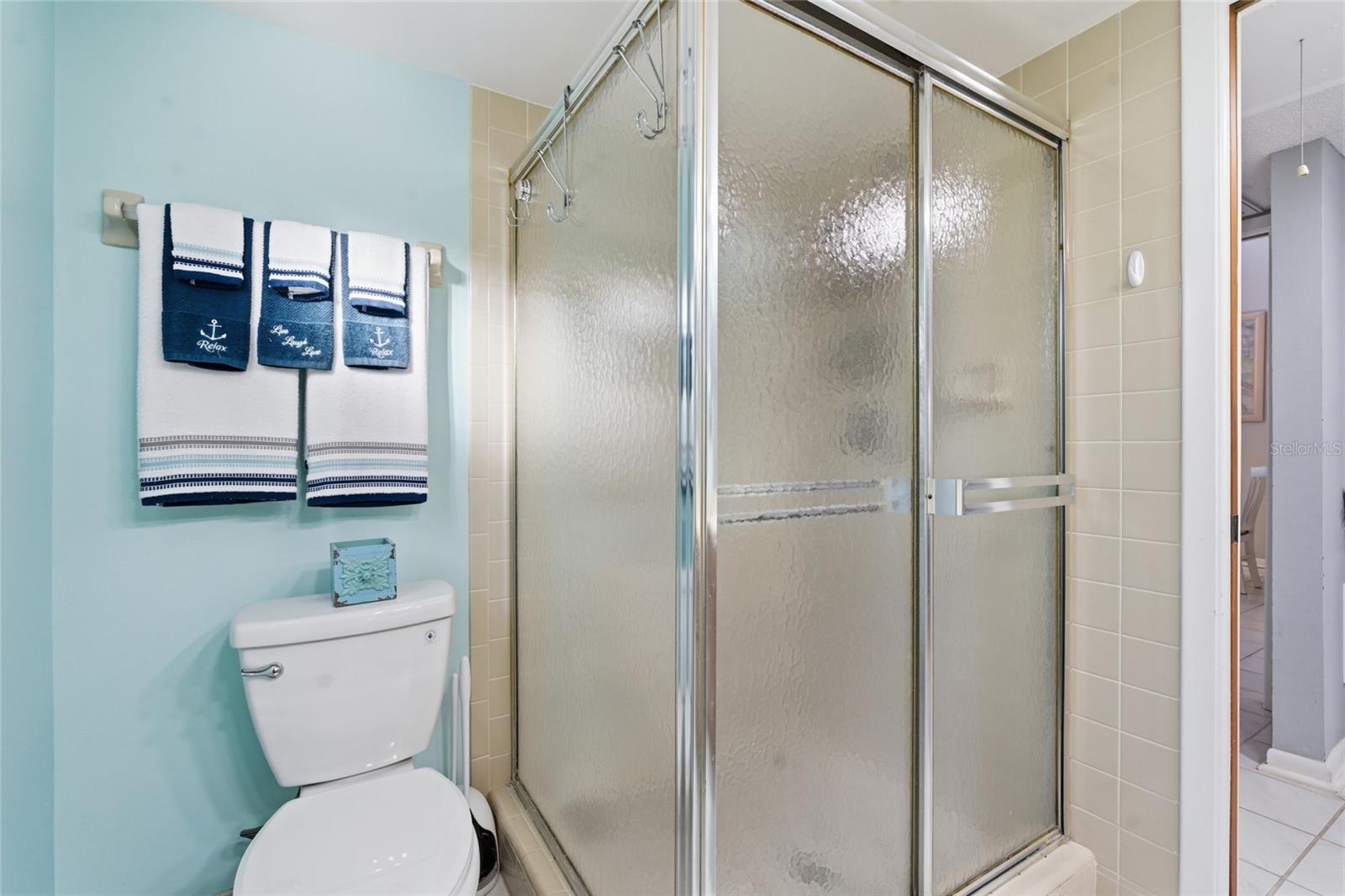TIDES OF CAPRI WEST CONDO - Residential