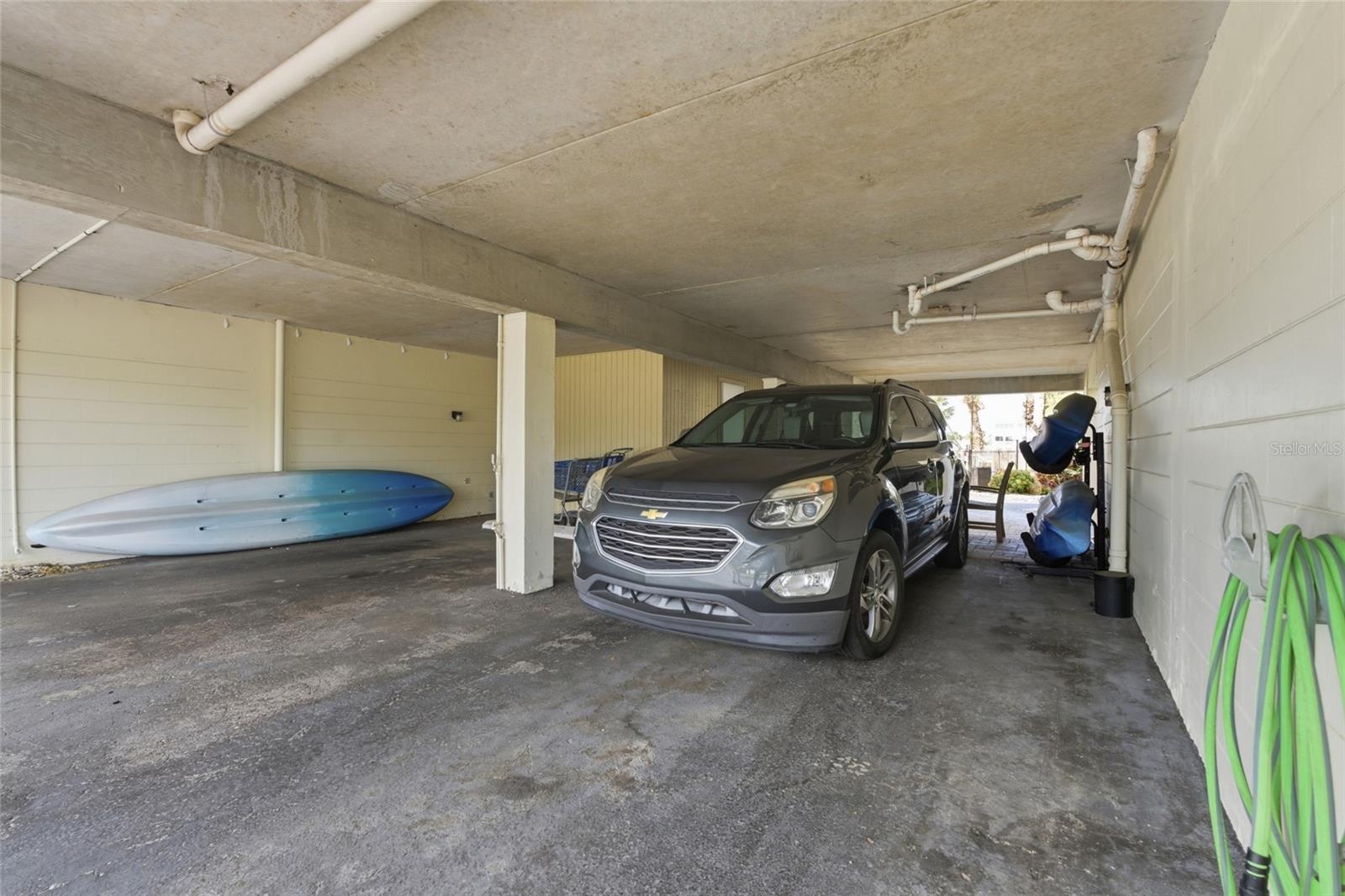 TIDES OF CAPRI WEST CONDO - Residential