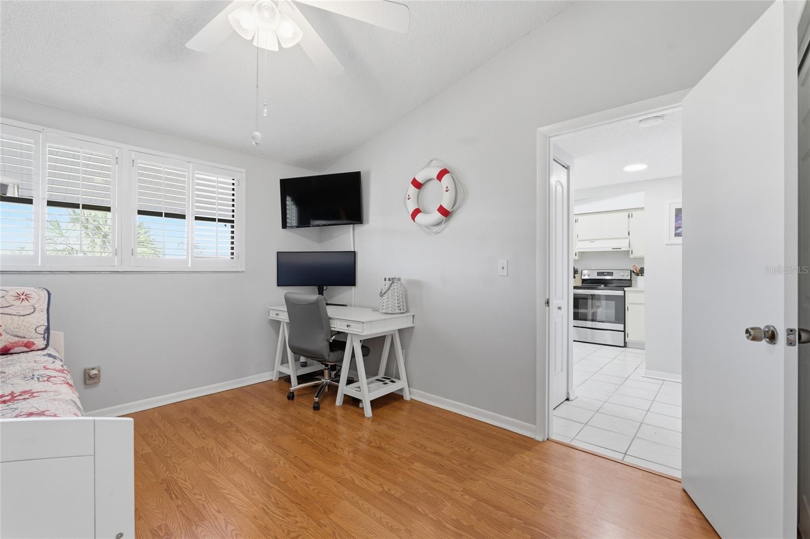 TIDES OF CAPRI WEST CONDO - Residential