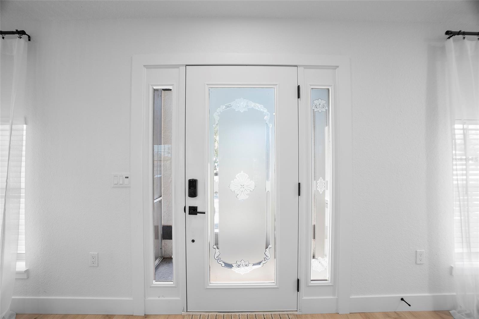 SOUTH VENICE - Residential